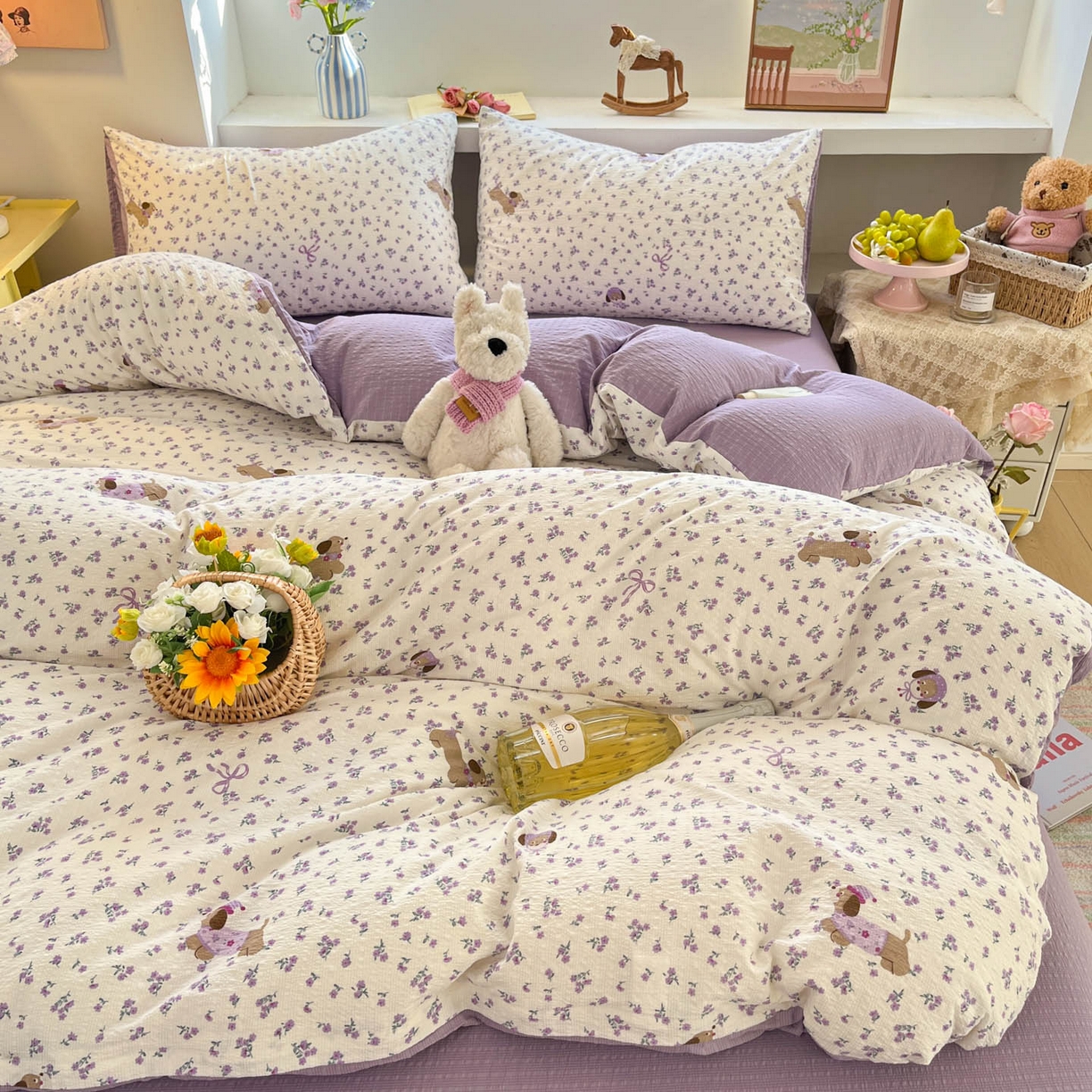 91家纺网 家纺一手货源 找家纺 彩韵家纺 2026新款软糯泡芙纱印花四件套 花间狗狗