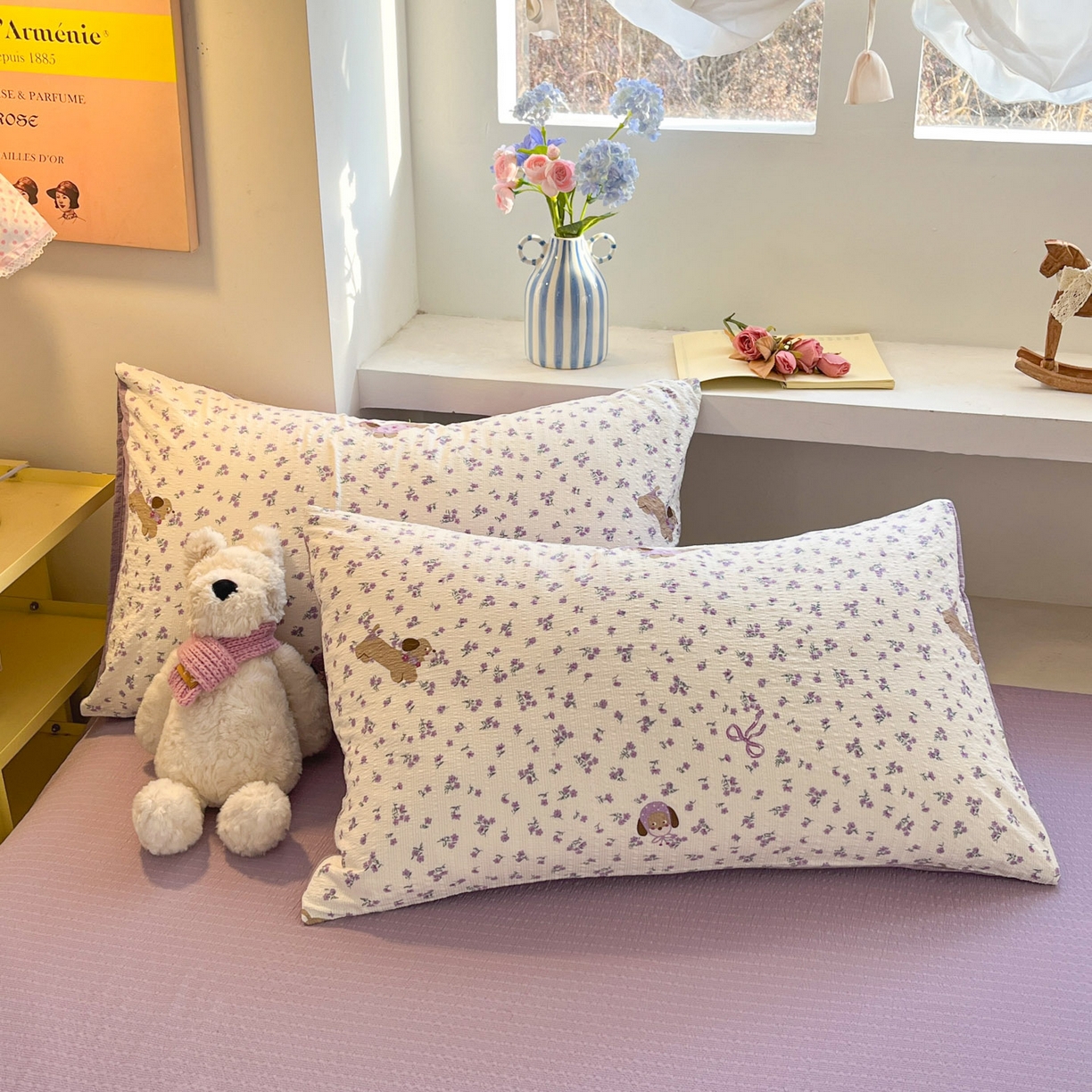 91家纺网 家纺一手货源 找家纺 彩韵家纺 2026新款软糯泡芙纱印花四件套 花间狗狗