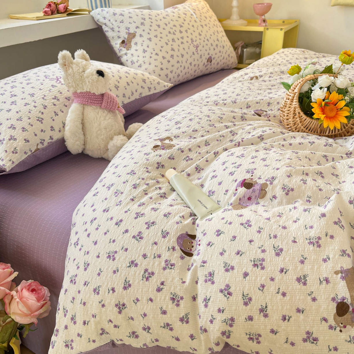 91家纺网 家纺一手货源 找家纺 彩韵家纺 2026新款软糯泡芙纱印花四件套 花间狗狗