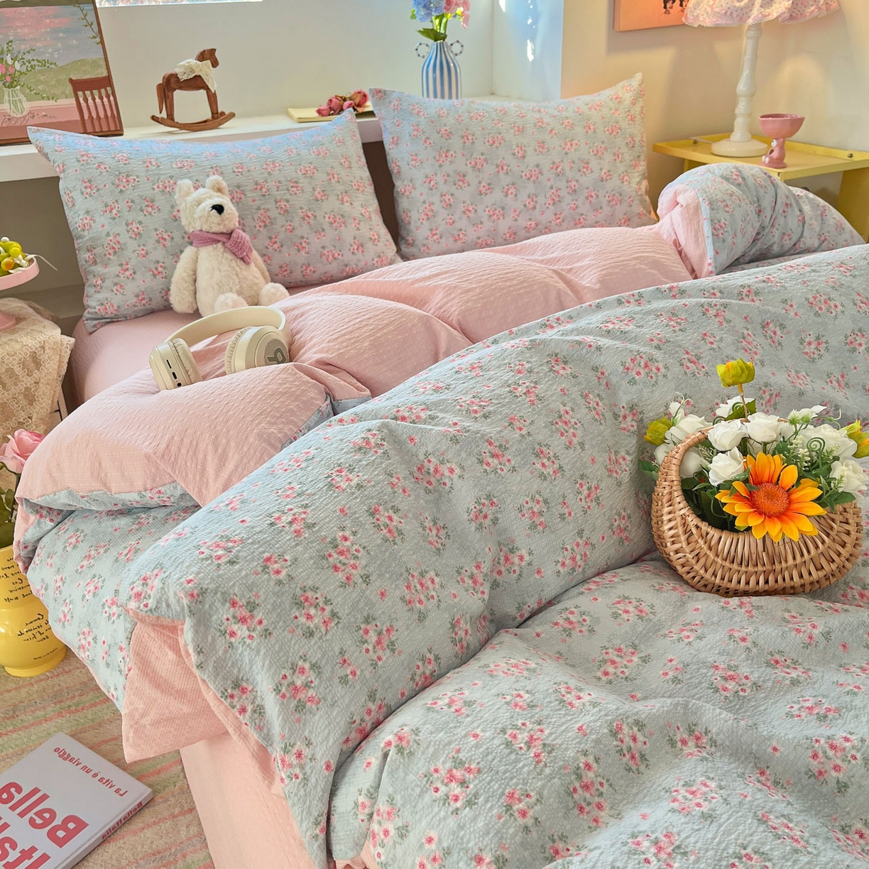 91家纺网 家纺一手货源 找家纺 彩韵家纺 2026新款软糯泡芙纱印花四件套 花园密语