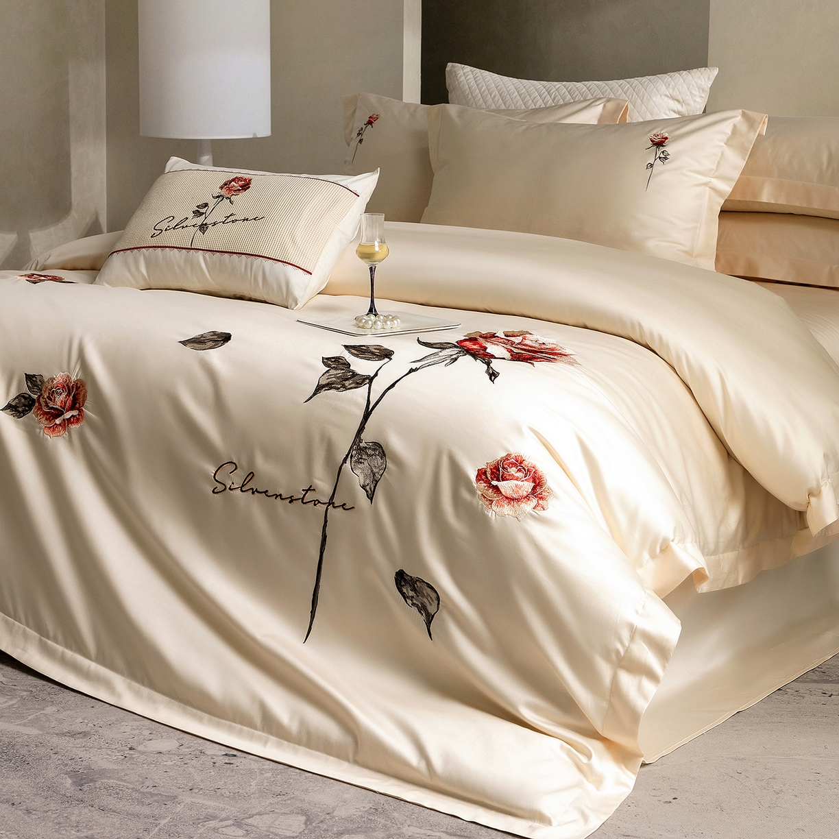 91家纺网 家纺一手货源 找家纺 （总）东方合美（原：皇家传奇） 2026春夏新款长绒棉纯棉刺绣四件套-温情蜜意