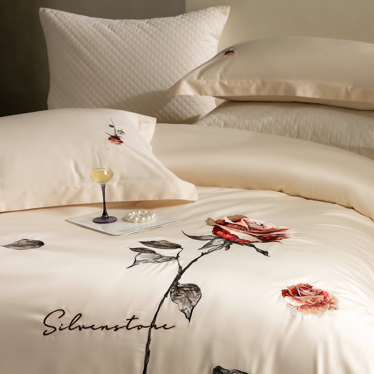 91家纺网 家纺一手货源 找家纺 （总）东方合美（原：皇家传奇） 2026春夏新款长绒棉纯棉刺绣四件套-温情蜜意