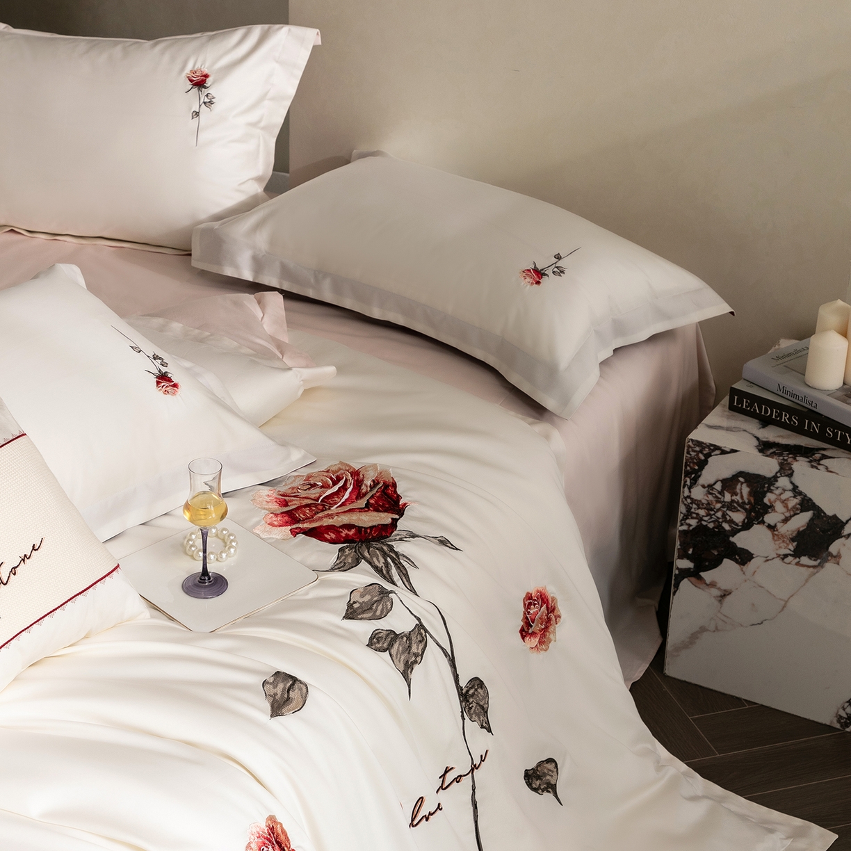 91家纺网 家纺一手货源 找家纺 东方合美（原：皇家传奇） 2026春夏新款长绒棉纯棉刺绣四件套-温情蜜意 温情蜜意-白