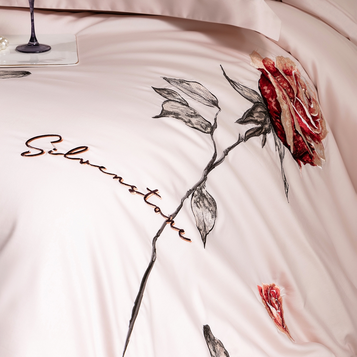 91家纺网 家纺一手货源 找家纺 东方合美（原：皇家传奇） 2026春夏新款长绒棉纯棉刺绣四件套-温情蜜意 温情蜜意-粉