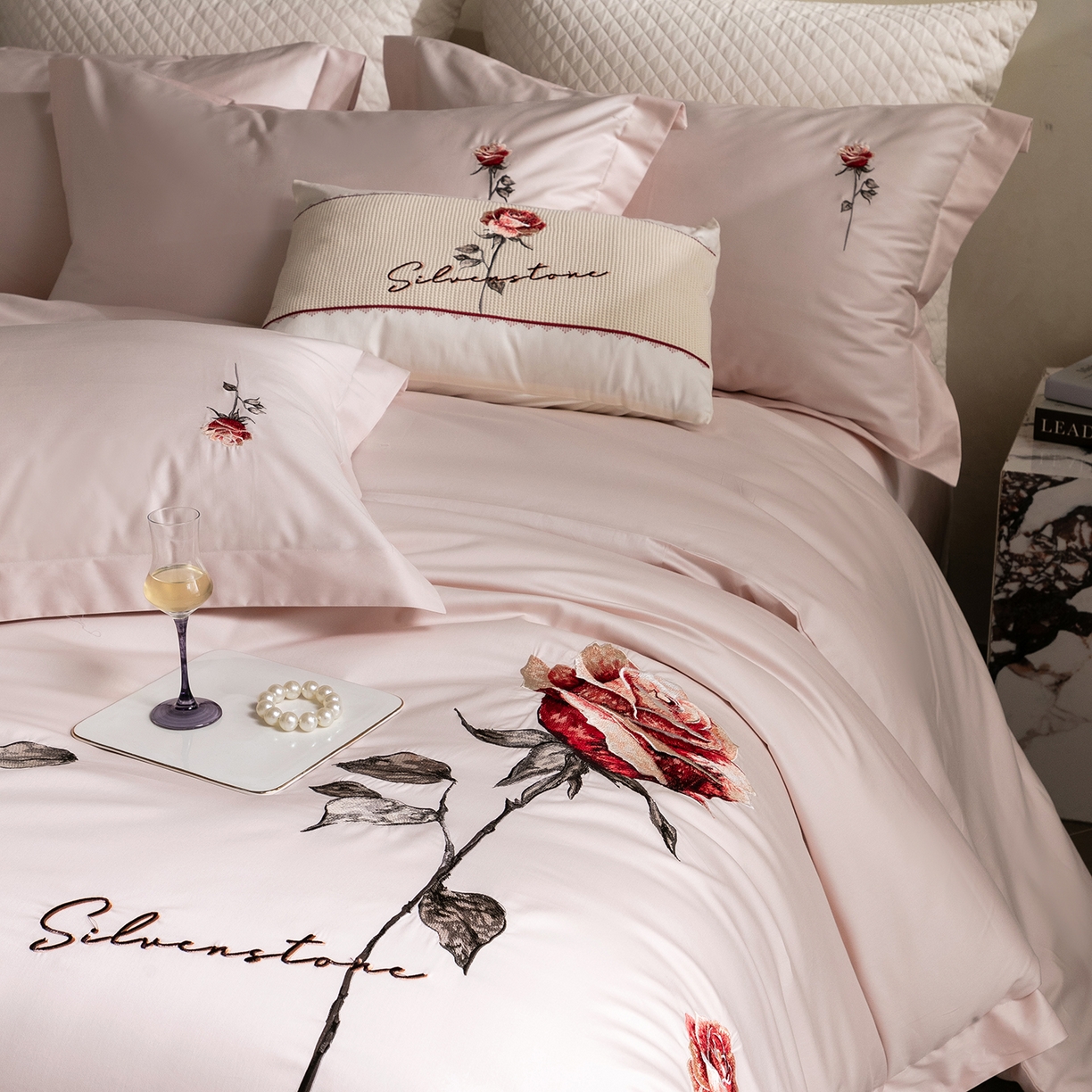 91家纺网 家纺一手货源 找家纺 东方合美（原：皇家传奇） 2026春夏新款长绒棉纯棉刺绣四件套-温情蜜意 温情蜜意-粉