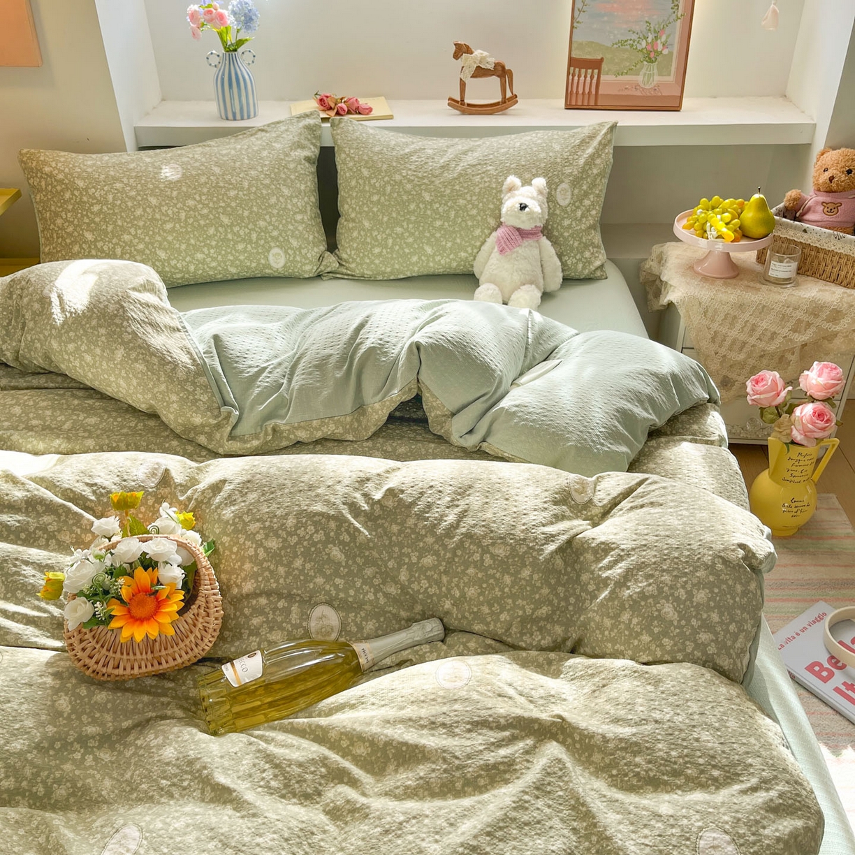 91家纺网 家纺一手货源 找家纺 彩韵家纺 2026新款软糯泡芙纱印花四件套 花之世界