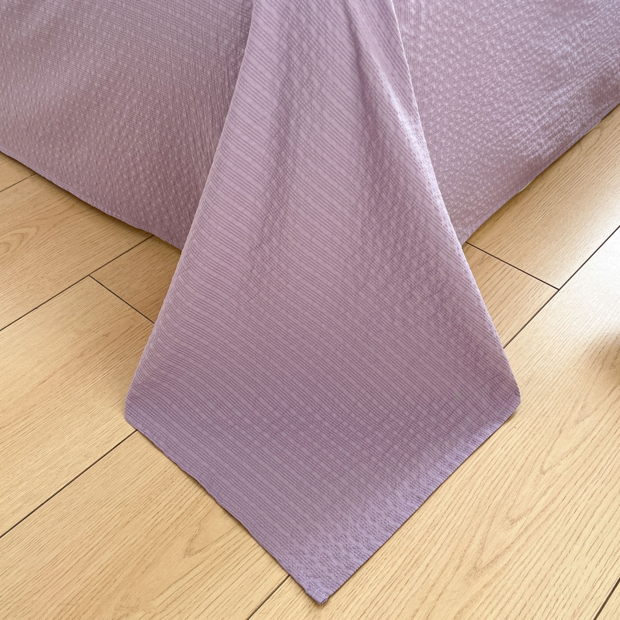 91家纺网 家纺一手货源 找家纺 彩韵家纺 2026新款软糯泡芙纱印花四件套 花枝招展