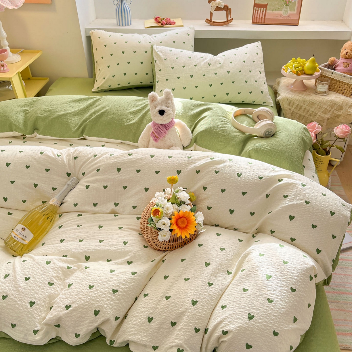 91家纺网 家纺一手货源 找家纺 彩韵家纺 2026新款软糯泡芙纱印花四件套 绿色爱心