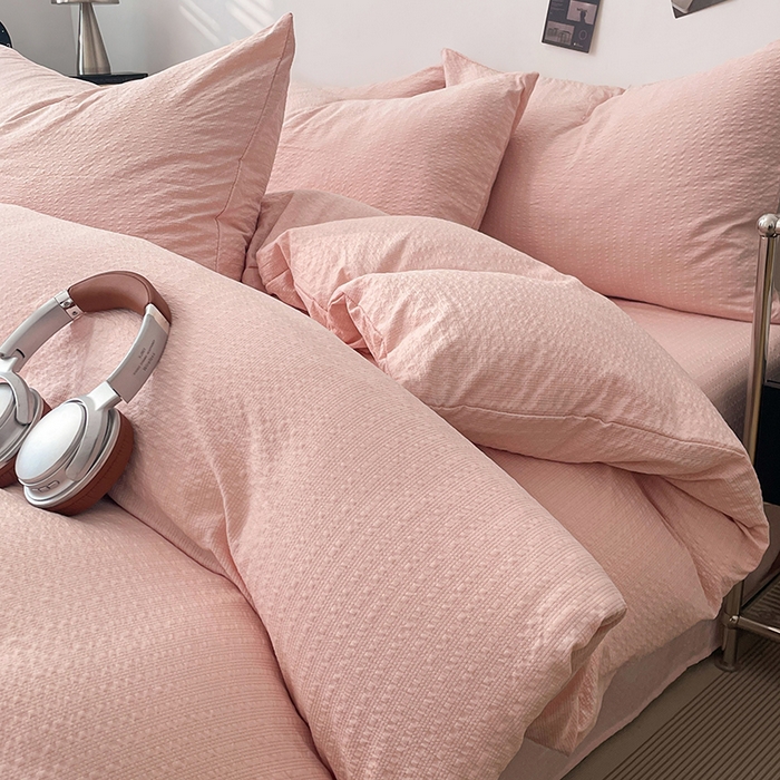 91家纺网 家纺一手货源 找家纺 （总）卡迪熊家纺 2026新款软糯泡芙纱纯色四件套