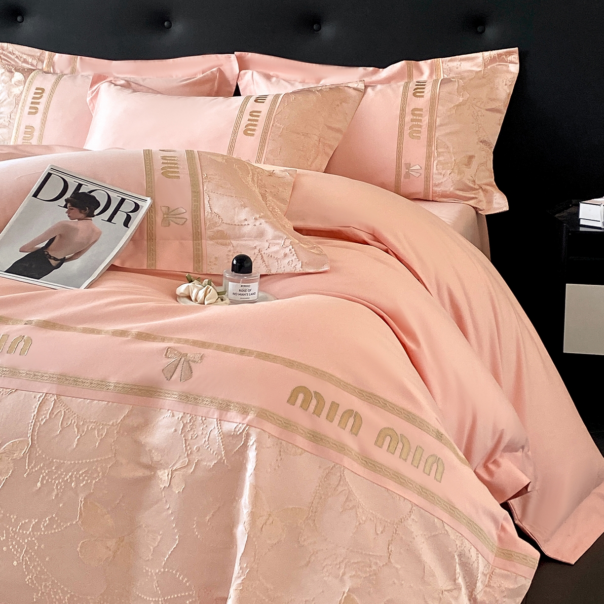 91家纺网 家纺一手货源 找家纺 置顶家纺 2026新款春夏乐芙亲肤提花刺绣系列四件套 乐芙-粉