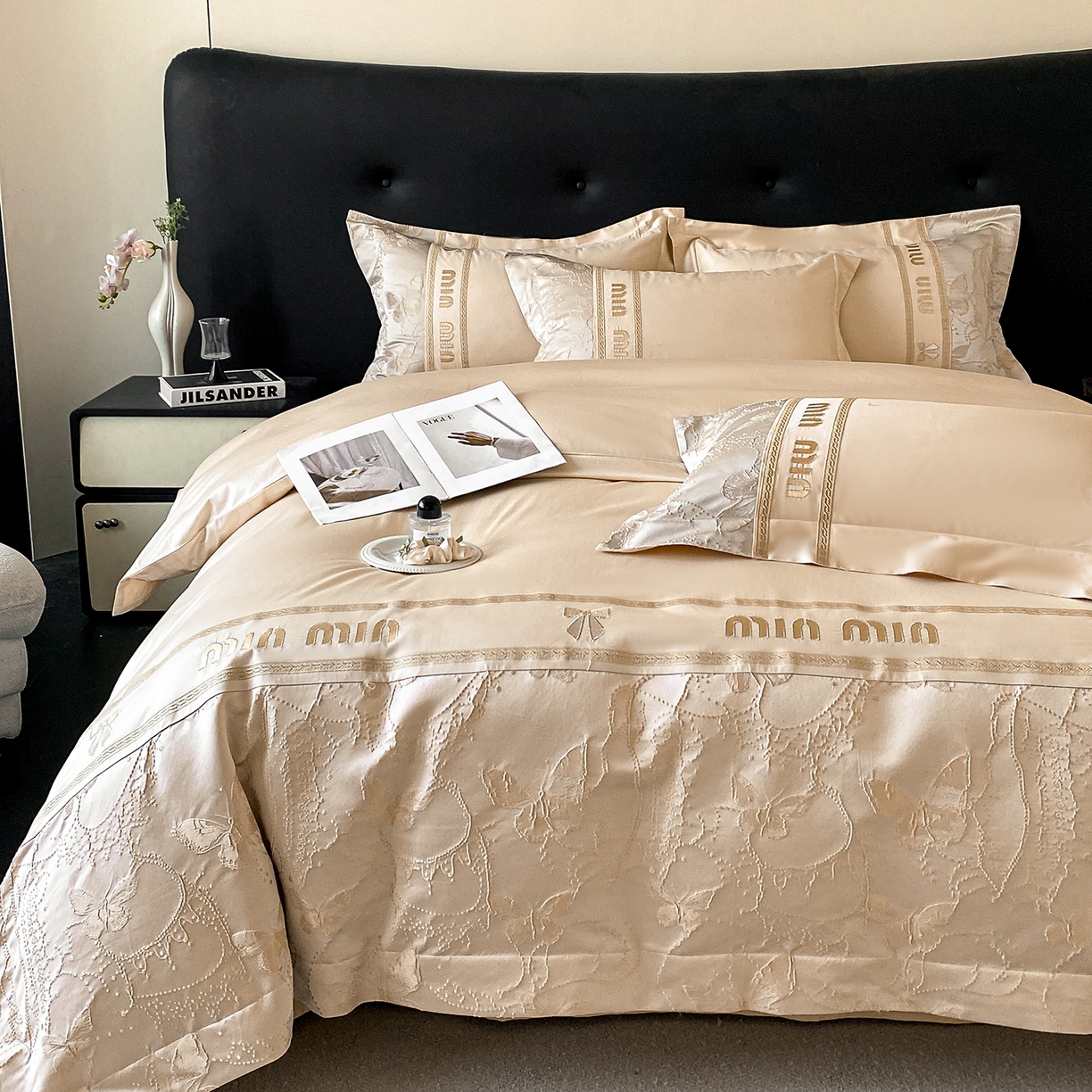 91家纺网 家纺一手货源 找家纺 置顶家纺 2026新款春夏乐芙亲肤提花刺绣系列四件套 乐芙-香槟