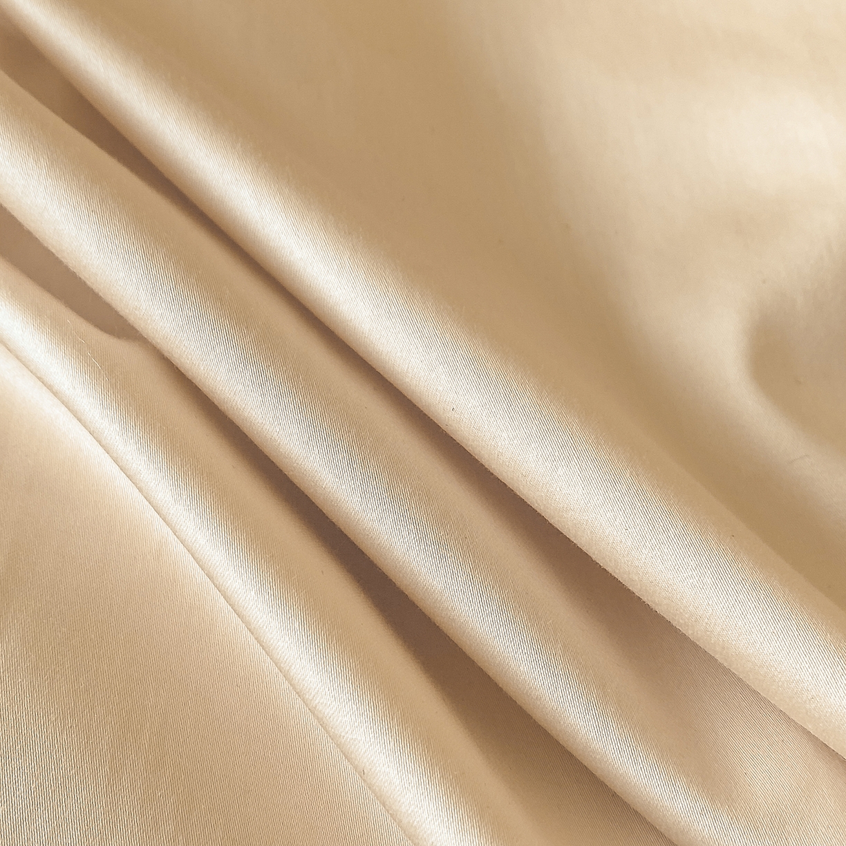 91家纺网 家纺一手货源 找家纺 置顶家纺 2026新款春夏乐芙亲肤提花刺绣系列四件套 乐芙-香槟