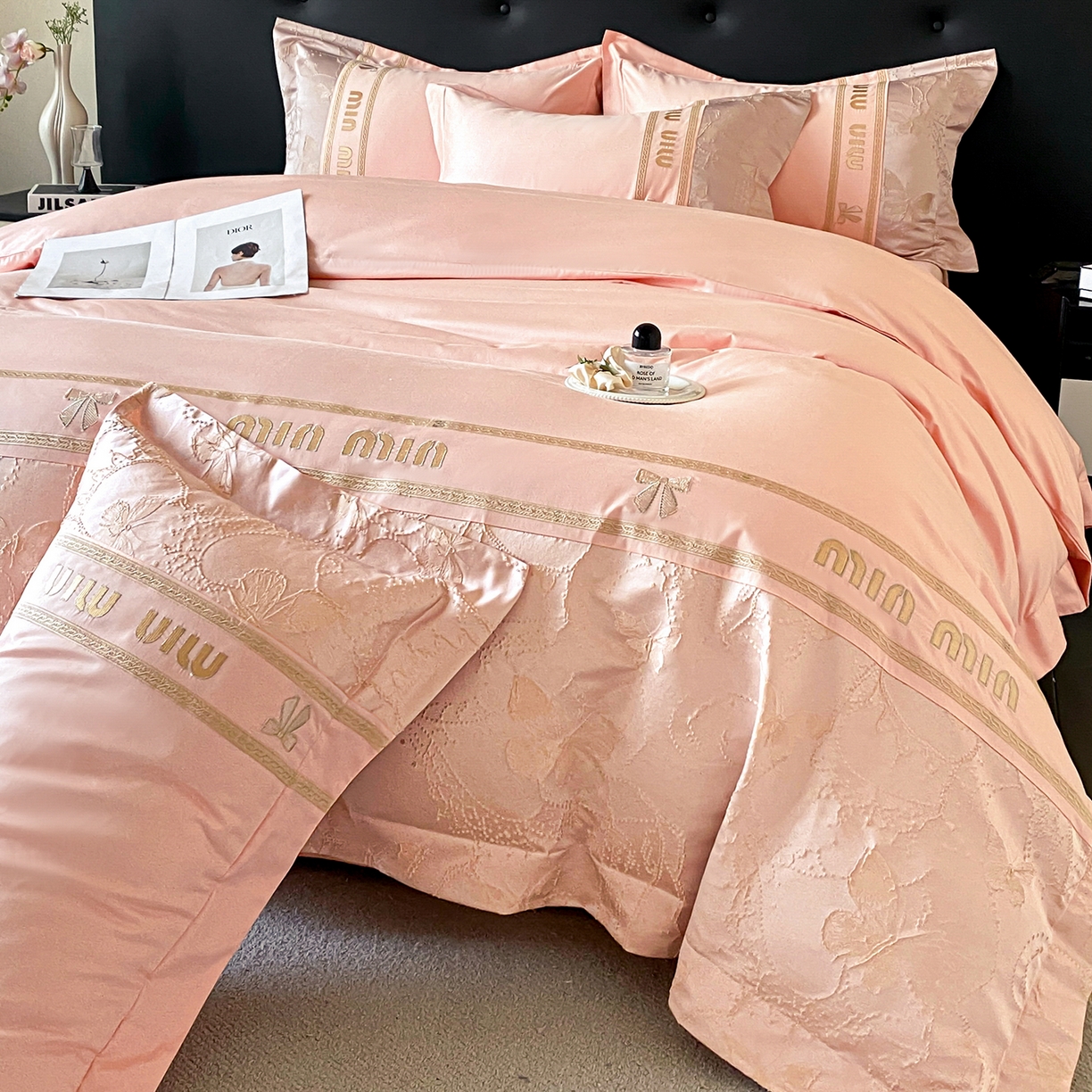 91家纺网 家纺一手货源 找家纺 置顶家纺 2026新款春夏乐芙亲肤提花刺绣系列四件套 乐芙-粉