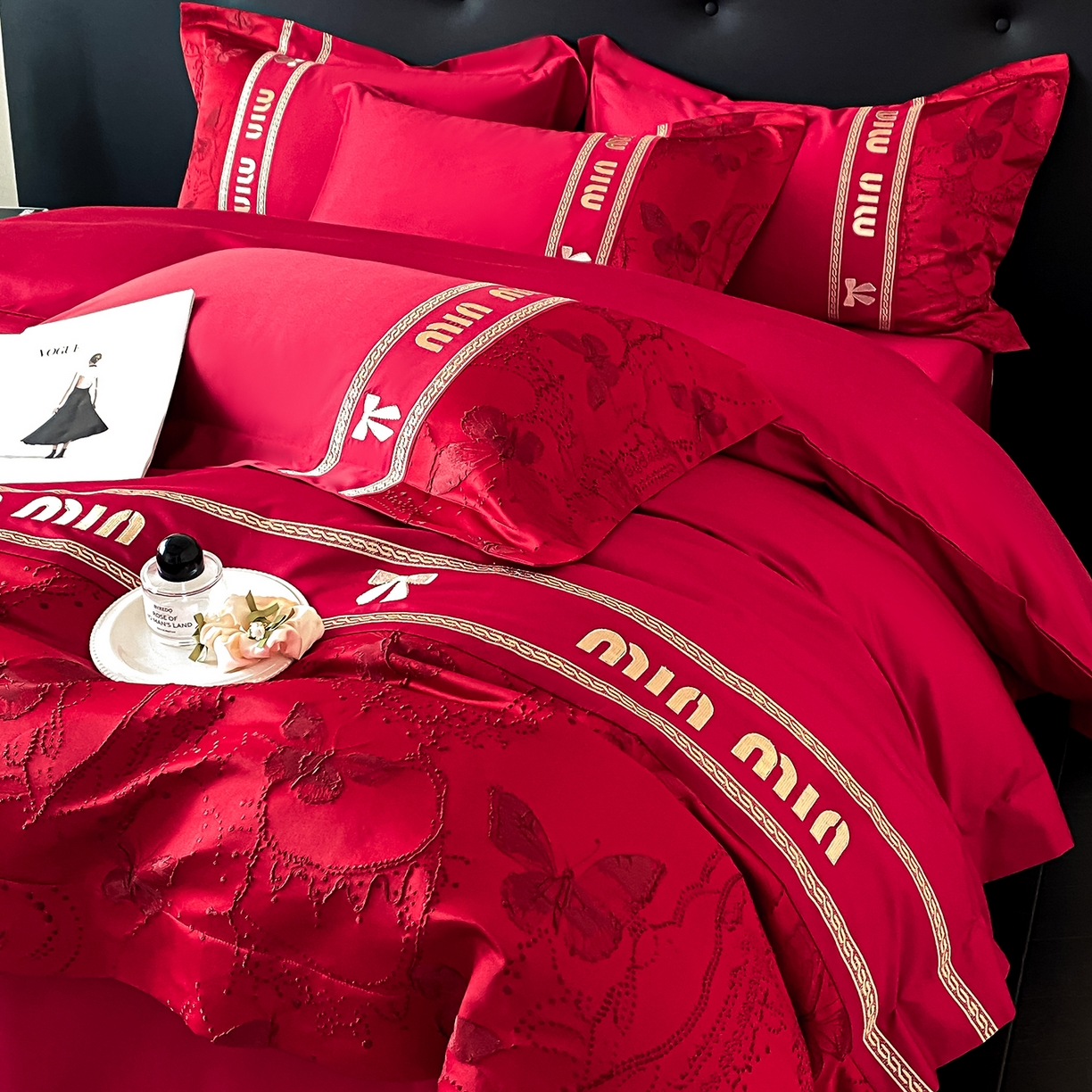 91家纺网 家纺一手货源 找家纺 置顶家纺 2026新款春夏乐芙亲肤提花刺绣系列四件套 乐芙-大红