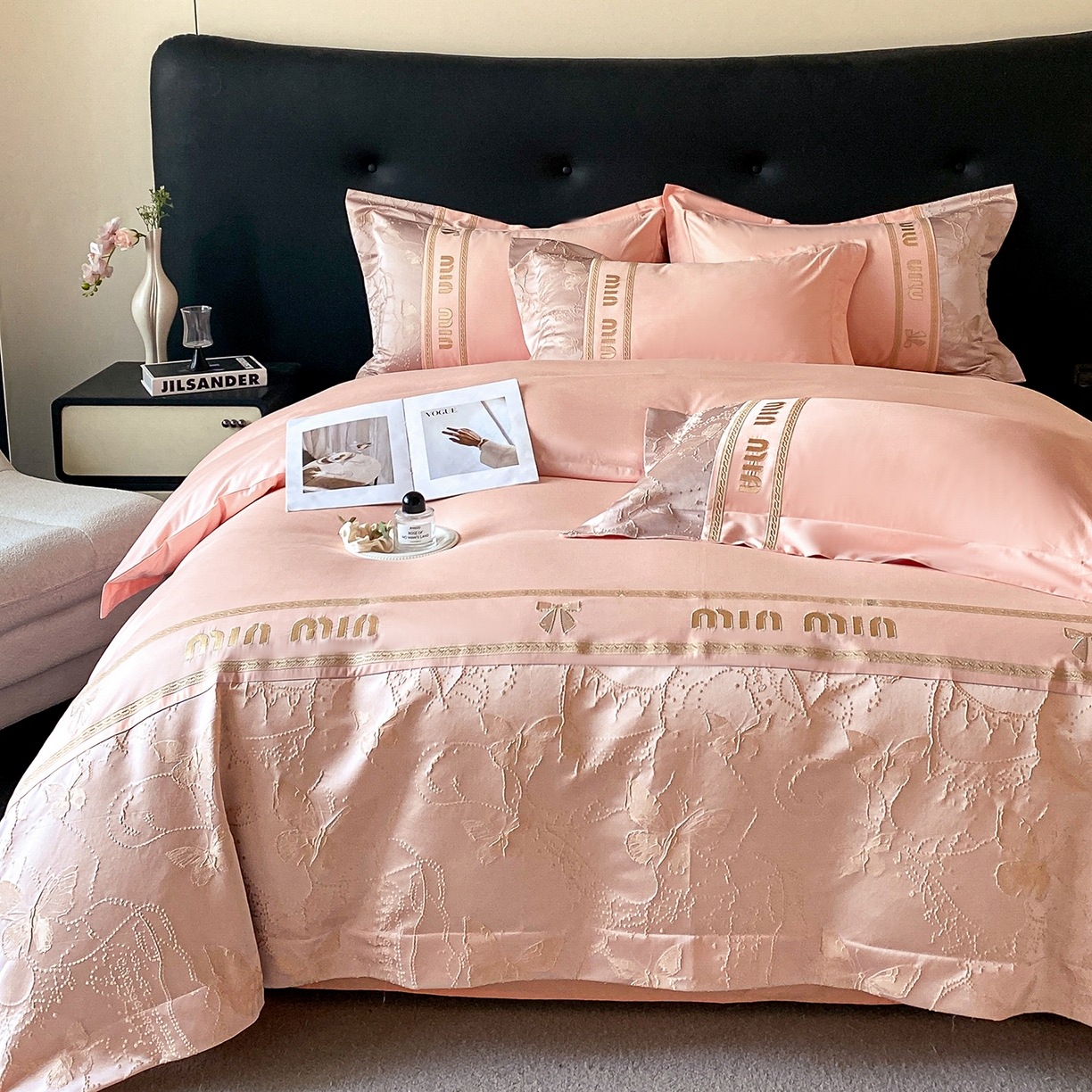 91家纺网 家纺一手货源 找家纺 置顶家纺 2026新款春夏乐芙亲肤提花刺绣系列四件套 乐芙-粉