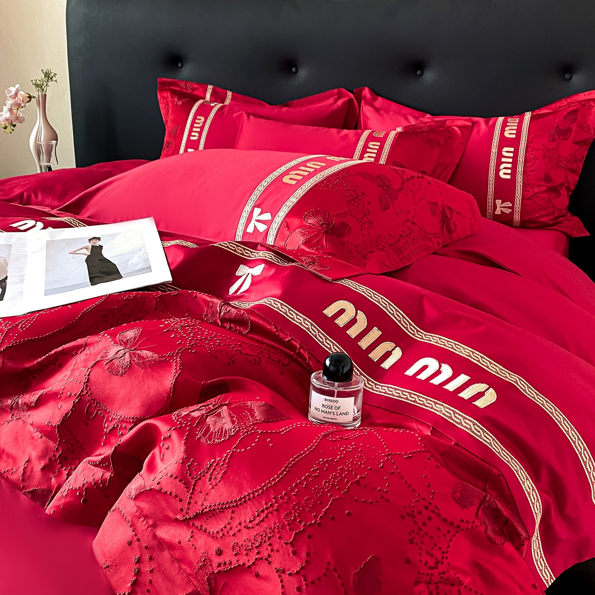 91家纺网 家纺一手货源 找家纺 置顶家纺 2026新款春夏乐芙亲肤提花刺绣系列四件套 乐芙-大红