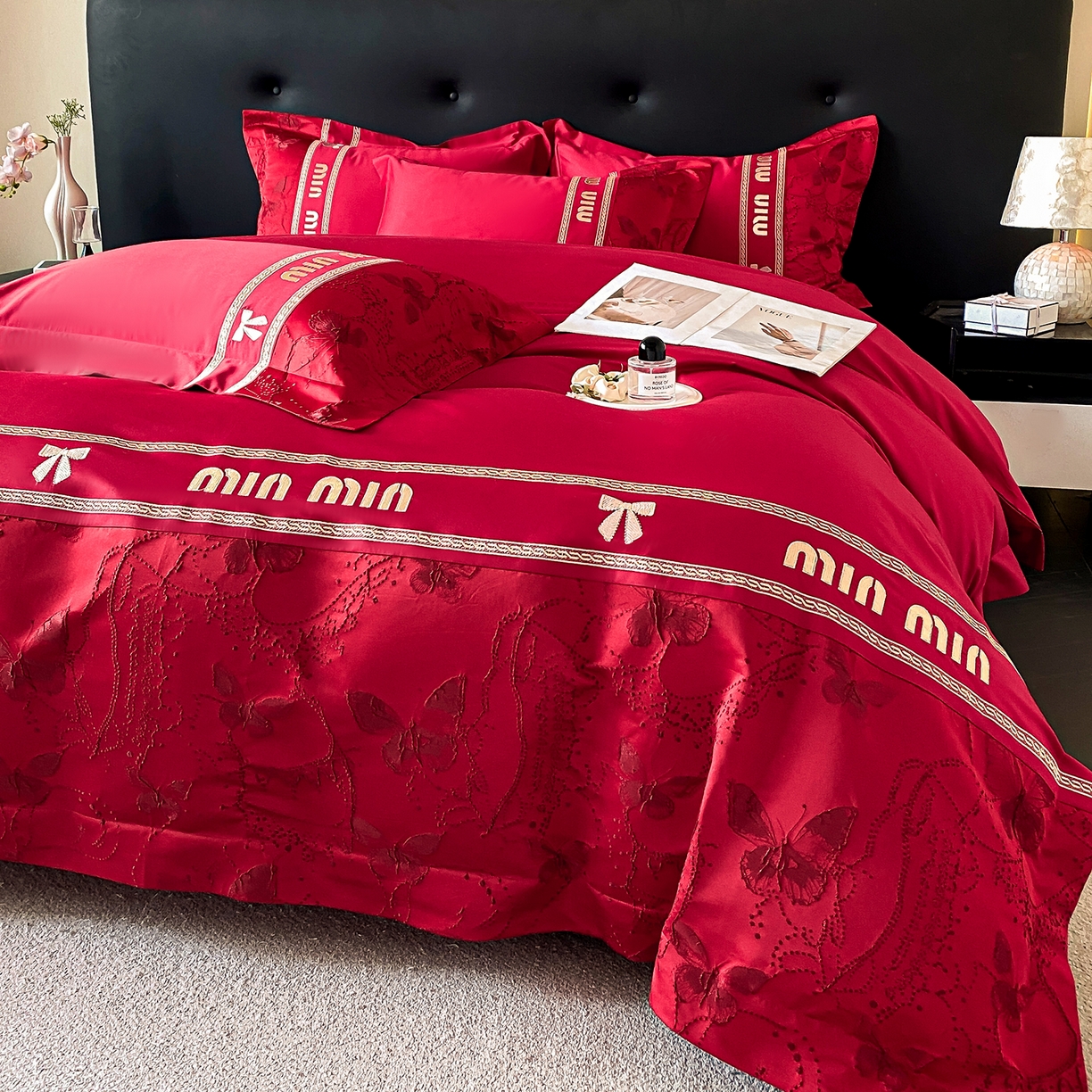 91家纺网 家纺一手货源 找家纺 置顶家纺 2026新款春夏乐芙亲肤提花刺绣系列四件套 乐芙-大红