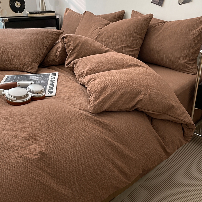 91家纺网 家纺一手货源 找家纺 卡迪熊家纺 2026新款软糯泡芙纱纯色四件套 泡芙-焦糖浓棕