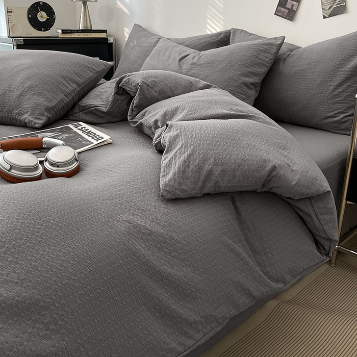 91家纺网 家纺一手货源 找家纺 卡迪熊家纺 2026新款软糯泡芙纱纯色四件套 泡芙-冷川烟灰