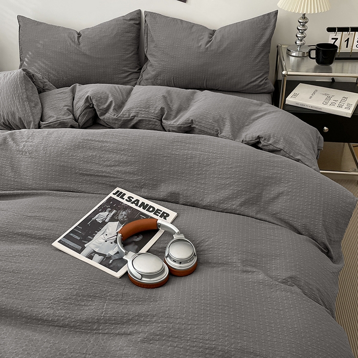 91家纺网 家纺一手货源 找家纺 卡迪熊家纺 2026新款软糯泡芙纱纯色四件套 泡芙-冷川烟灰