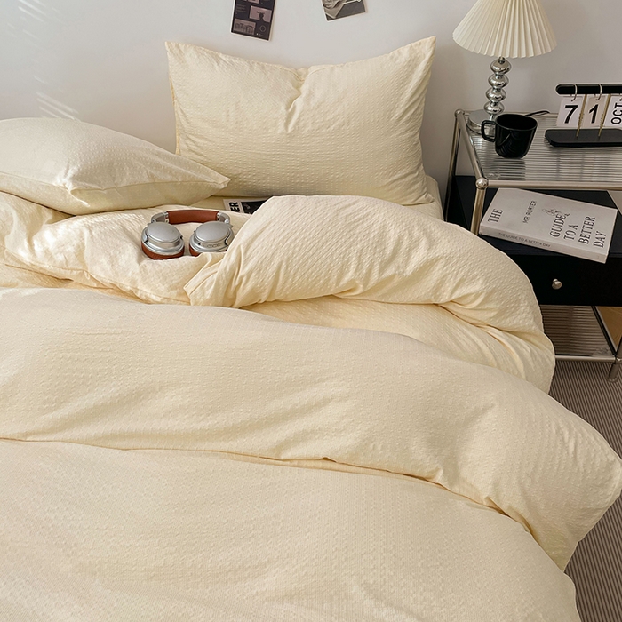 91家纺网 家纺一手货源 找家纺 卡迪熊家纺 2026新款软糯泡芙纱纯色四件套 泡芙-奶杏暖白