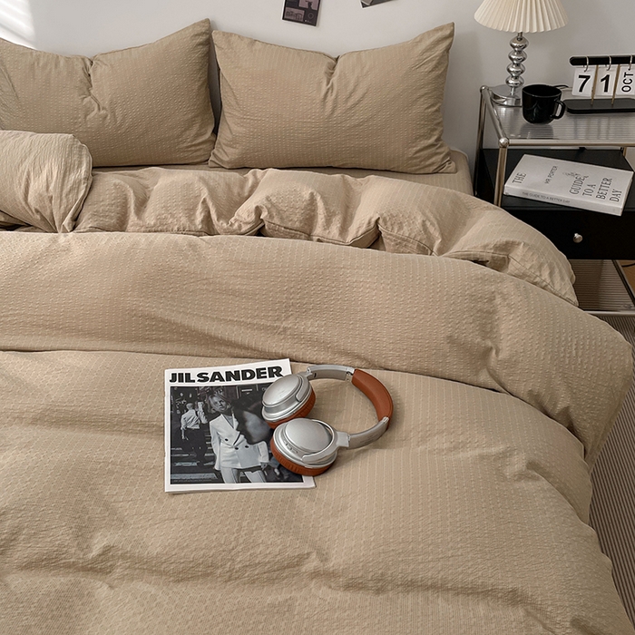 91家纺网 家纺一手货源 找家纺 卡迪熊家纺 2026新款软糯泡芙纱纯色四件套 泡芙-燕麦柔咖