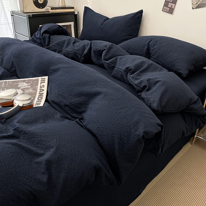 91家纺网 家纺一手货源 找家纺 卡迪熊家纺 2026新款软糯泡芙纱纯色四件套 泡芙-深海墨蓝