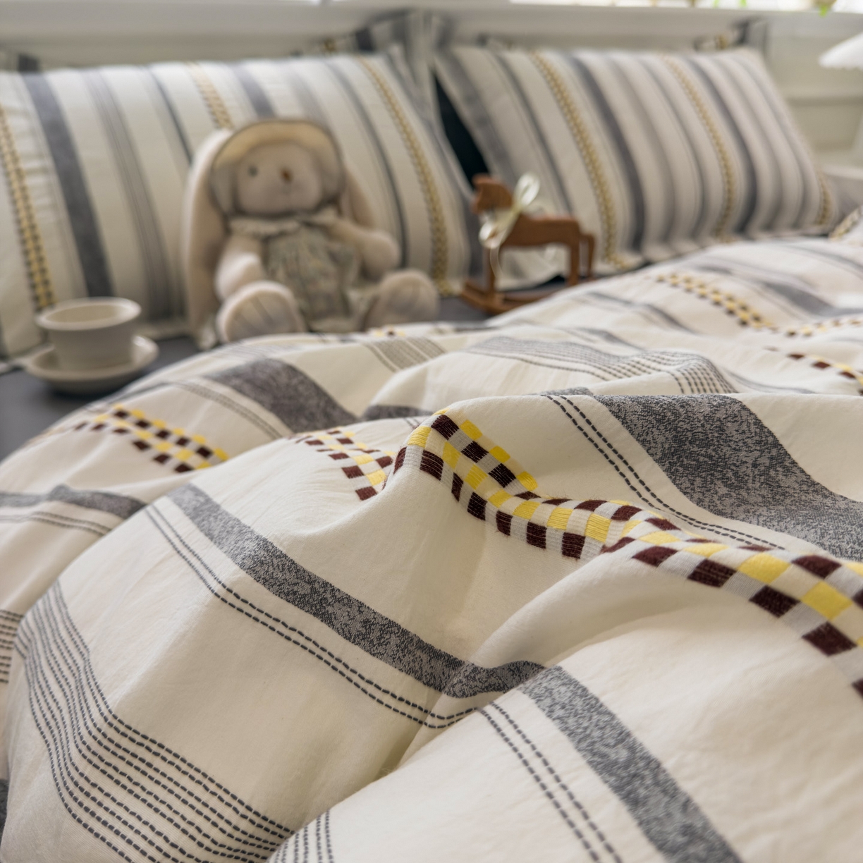 91家纺网 家纺一手货源 找家纺 眠博士 2026新款全棉纯棉水洗色织提花股线四件套 套件-未来 灰