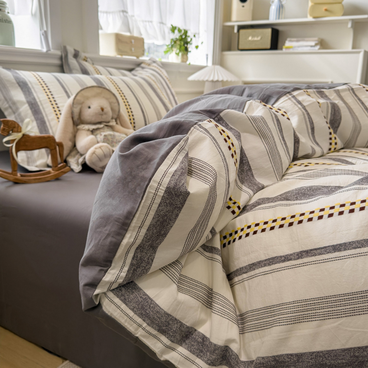 91家纺网 家纺一手货源 找家纺 眠博士 2026新款全棉纯棉水洗色织提花股线四件套 套件-未来 灰