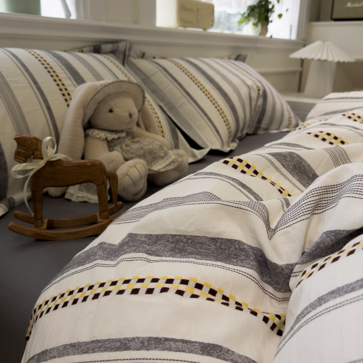 91家纺网 家纺一手货源 找家纺 眠博士 2026新款全棉纯棉水洗色织提花股线四件套 套件-未来 灰