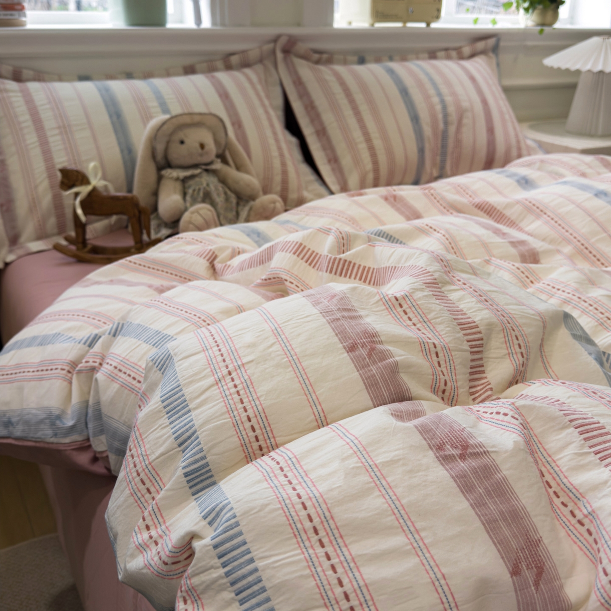 91家纺网 家纺一手货源 找家纺 眠博士 2026新款全棉纯棉水洗色织提花股线四件套 套件-素简 粉