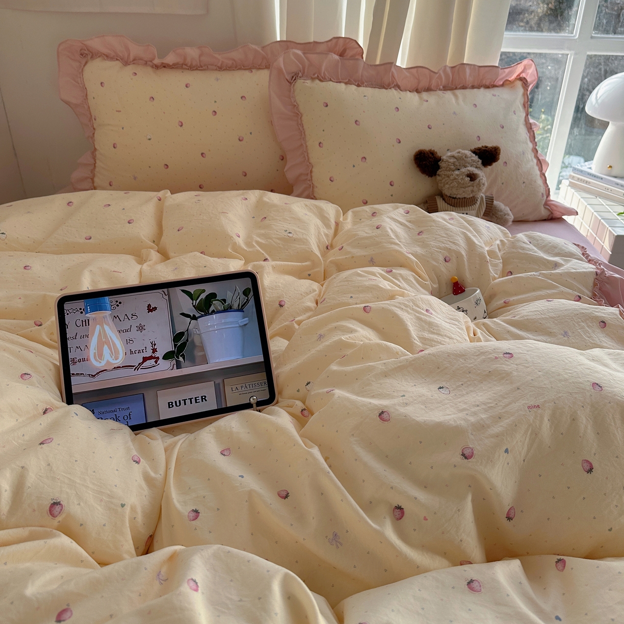 91家纺网 家纺一手货源 找家纺 韩都家居 2026新款韩系大花边系列古棉四件套 莓果