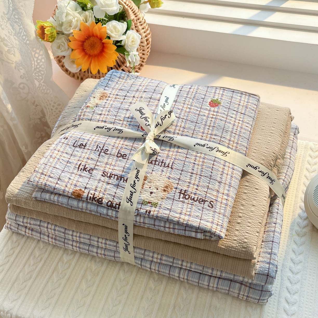 91家纺网 家纺一手货源 找家纺 卡迪熊家纺 2026新款软糯泡芙纱印花四件套 狗狗乐园