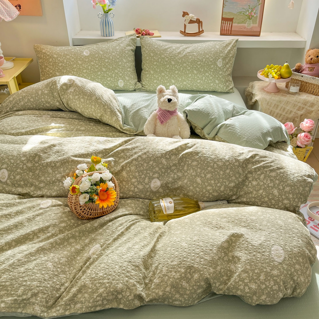 91家纺网 家纺一手货源 找家纺 卡迪熊家纺 2026新款软糯泡芙纱印花四件套 花之世界