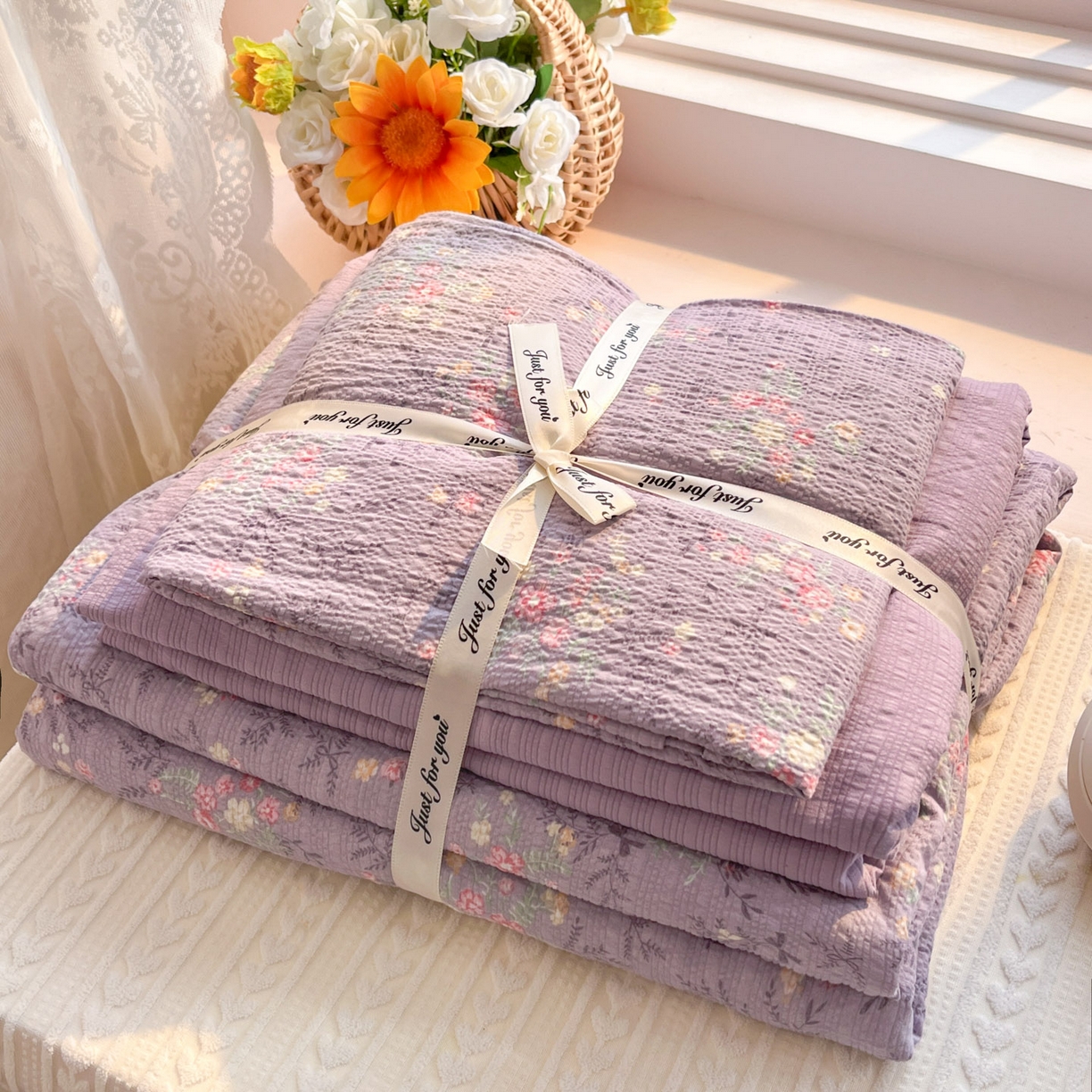 91家纺网 家纺一手货源 找家纺 卡迪熊家纺 2026新款软糯泡芙纱印花四件套 花枝招展