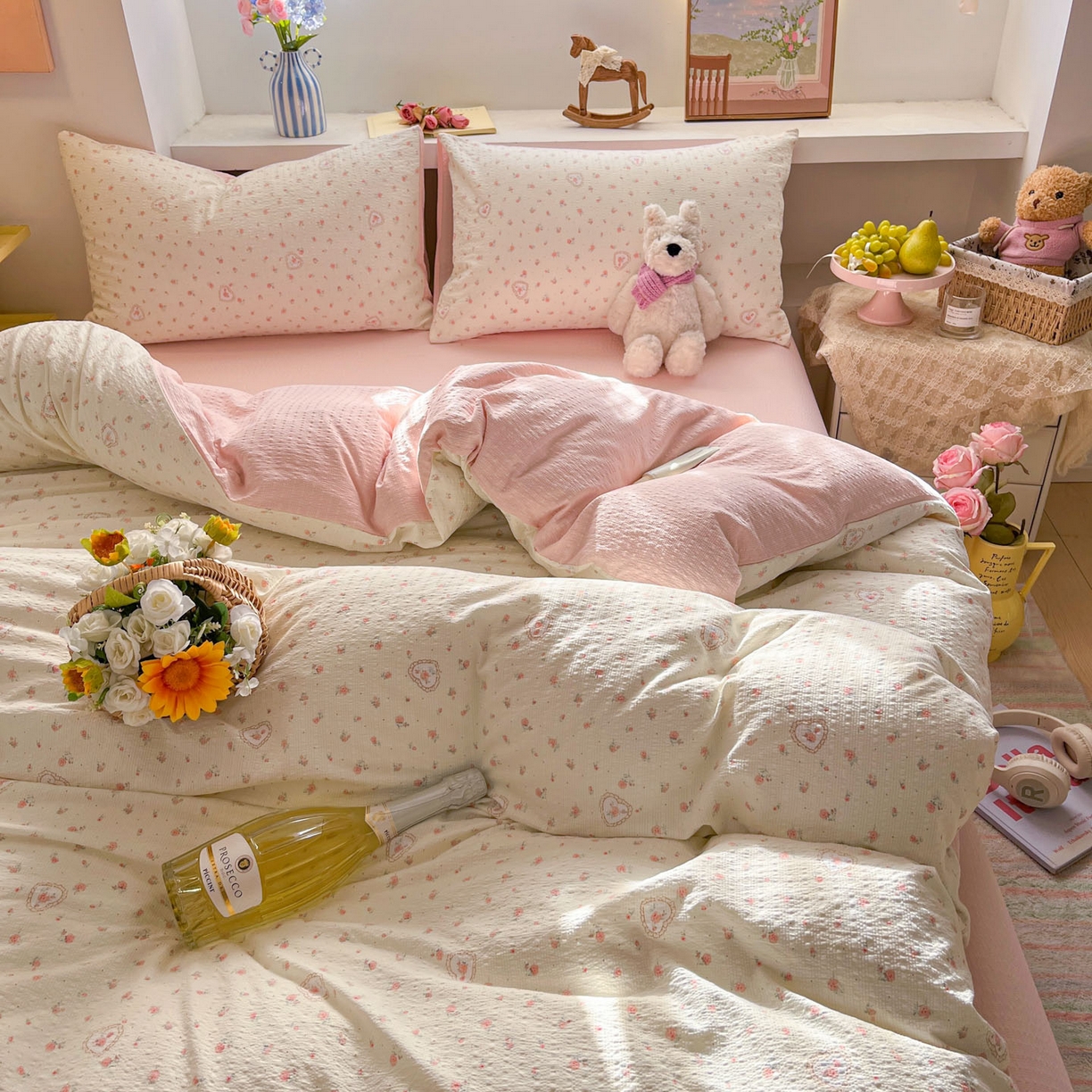 91家纺网 家纺一手货源 找家纺 卡迪熊家纺 2026新款软糯泡芙纱印花四件套 玫瑰物语