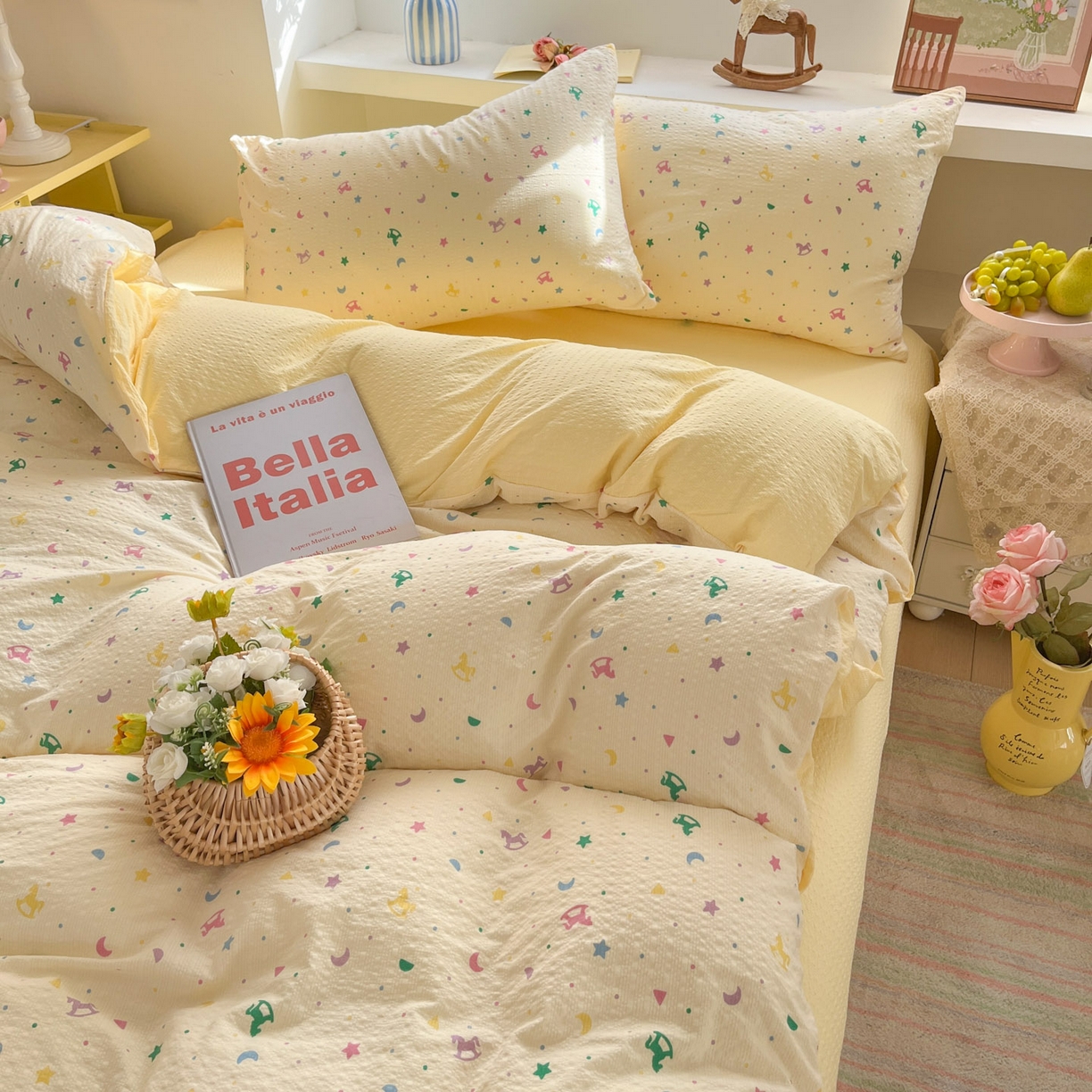 91家纺网 家纺一手货源 找家纺 卡迪熊家纺 2026新款软糯泡芙纱印花四件套 梦幻世界