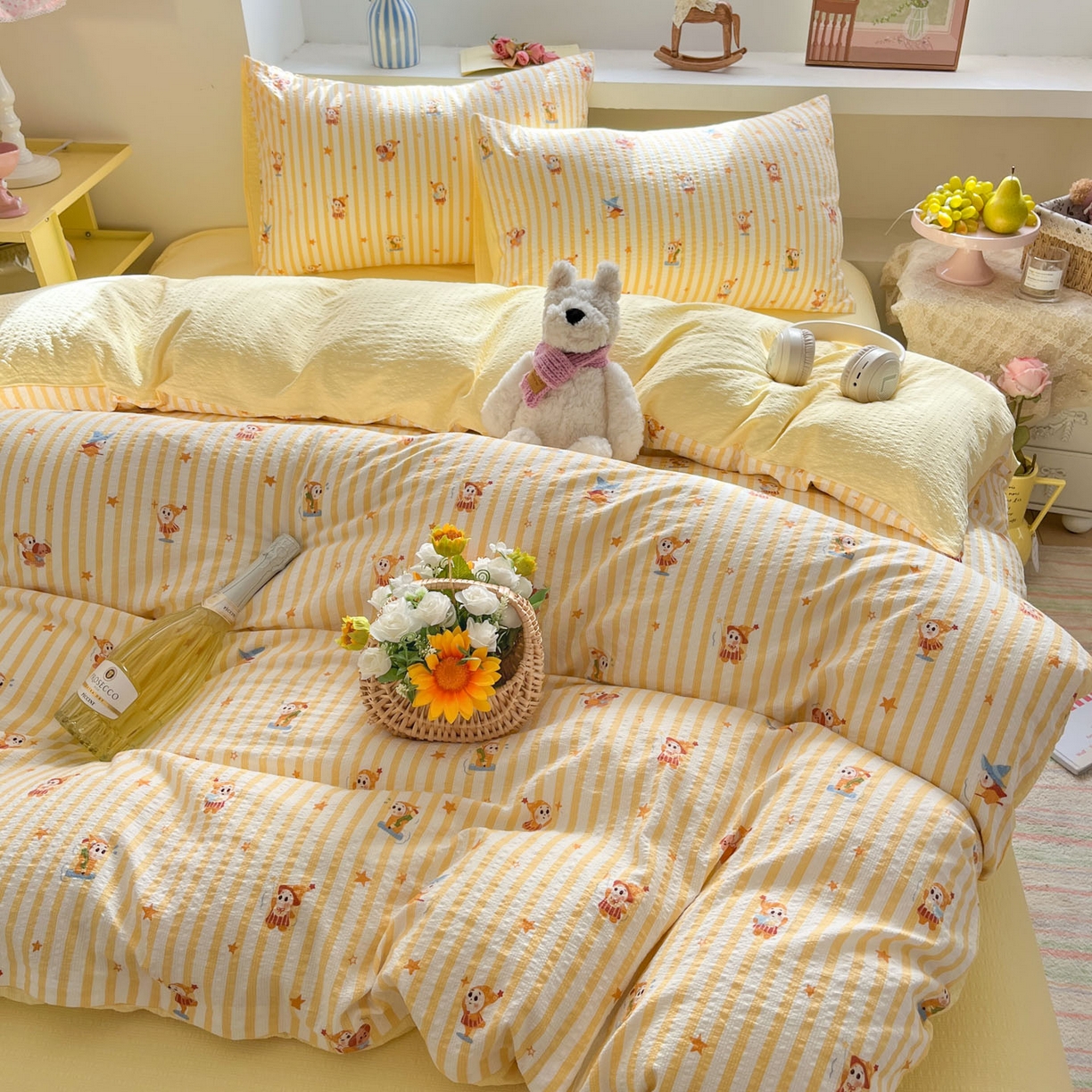 91家纺网 家纺一手货源 找家纺 卡迪熊家纺 2026新款软糯泡芙纱印花四件套 魔法精灵