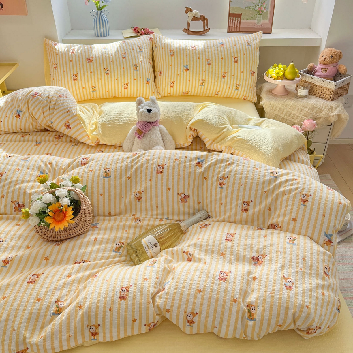 91家纺网 家纺一手货源 找家纺 卡迪熊家纺 2026新款软糯泡芙纱印花四件套 魔法精灵