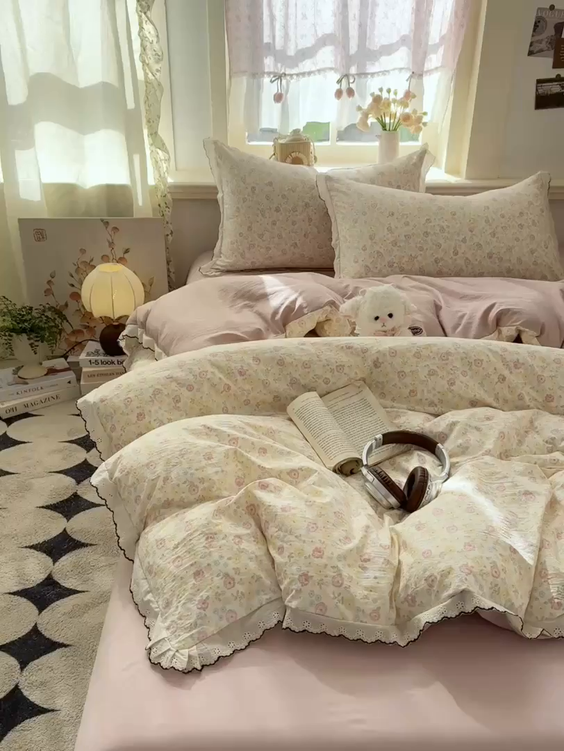 91家纺网 家纺一手货源 找家纺 富米莱（原臻工厂） 2026新款A类仿棉古法水洗棉法式全棉花边四件套 剪秋