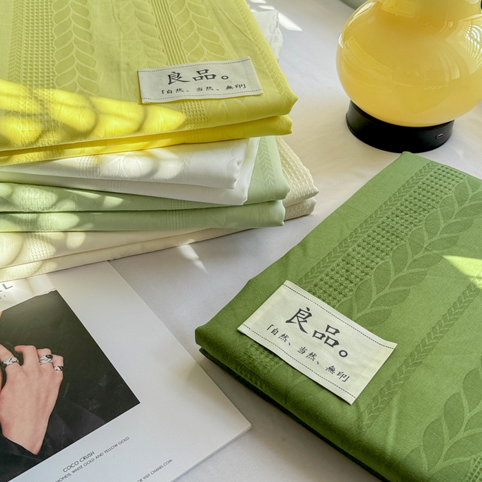 91家纺网 家纺一手货源 找家纺 （总）眠博士 2022新款全棉13372时尚印花夏被四件套