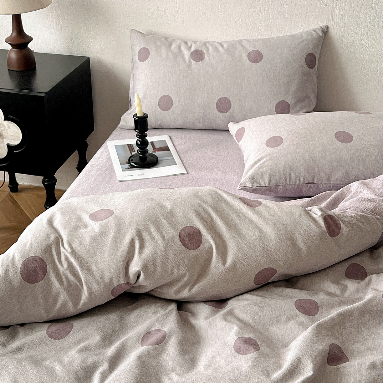 91家纺网 家纺一手货源 找家纺 一比一家纺 2026春季新款高克重加厚色织提花系列四件套 波点