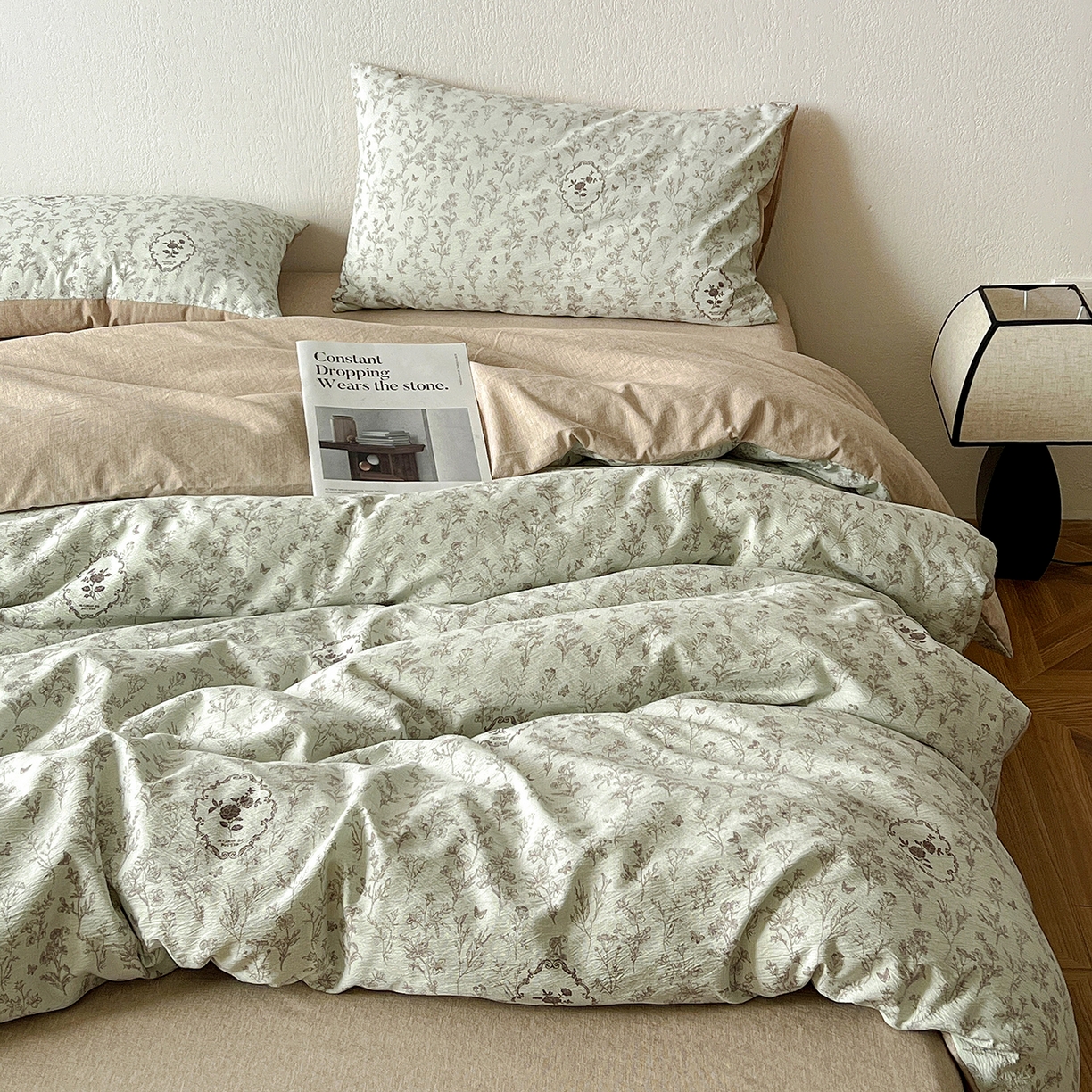 91家纺网 家纺一手货源 找家纺 一比一家纺 2026春季新款高克重加厚色织提花系列四件套 岚影