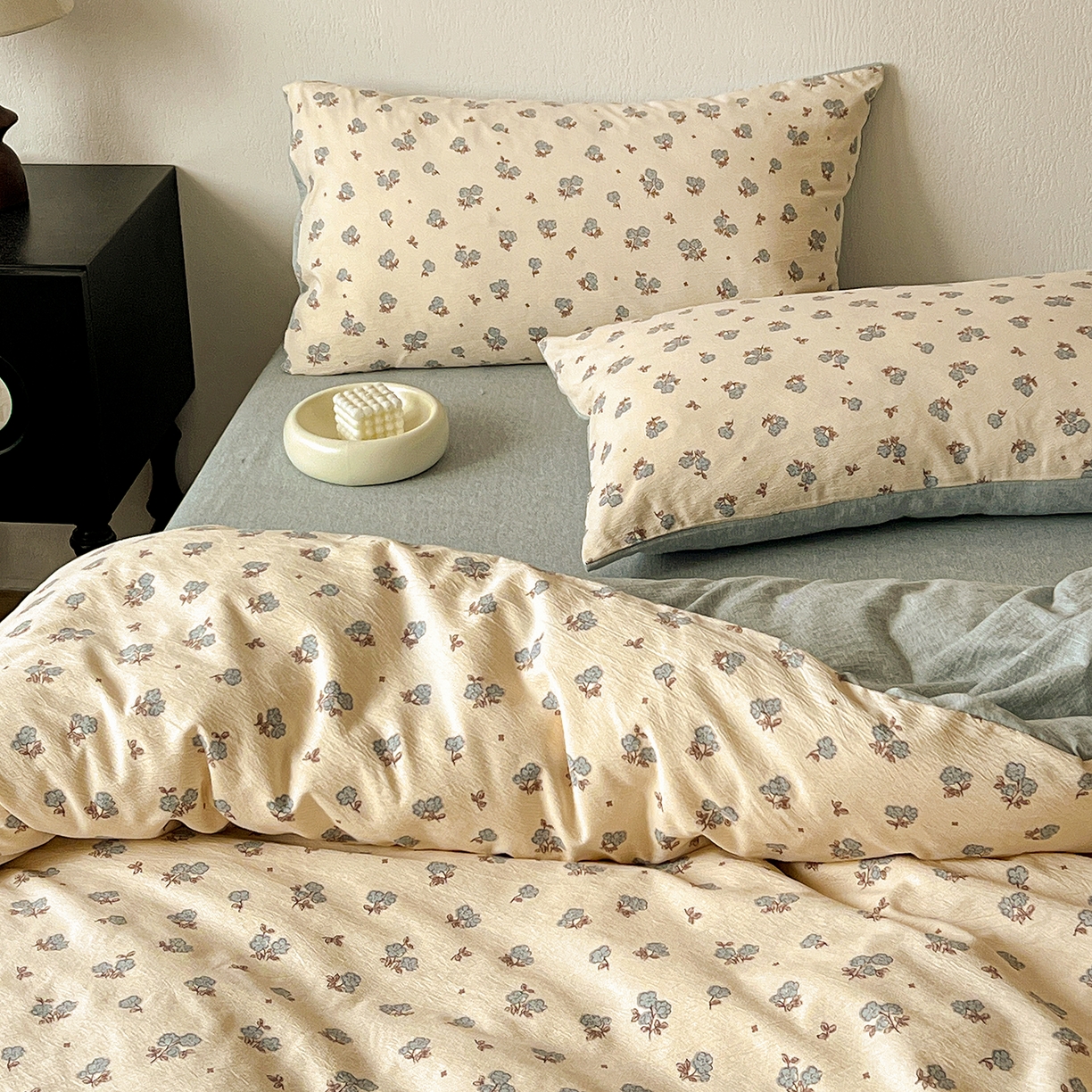 91家纺网 家纺一手货源 找家纺 一比一家纺 2026春季新款高克重加厚色织提花系列四件套 铃兰