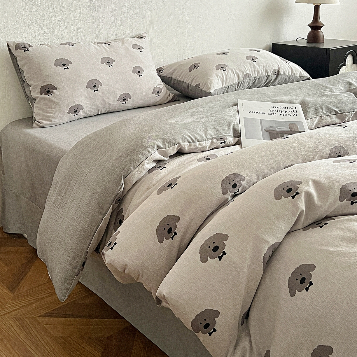 91家纺网 家纺一手货源 找家纺 一比一家纺 2026春季新款高克重加厚色织提花系列四件套 萌萌狗