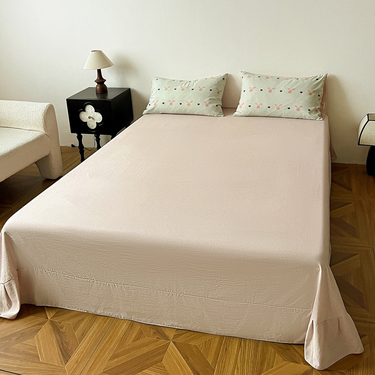 91家纺网 家纺一手货源 找家纺 一比一家纺 2026春季新款高克重加厚色织提花系列四件套 萌萌兔