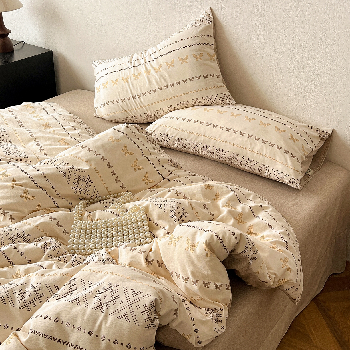 91家纺网 家纺一手货源 找家纺 一比一家纺 2026春季新款高克重加厚色织提花系列四件套 摩洛哥