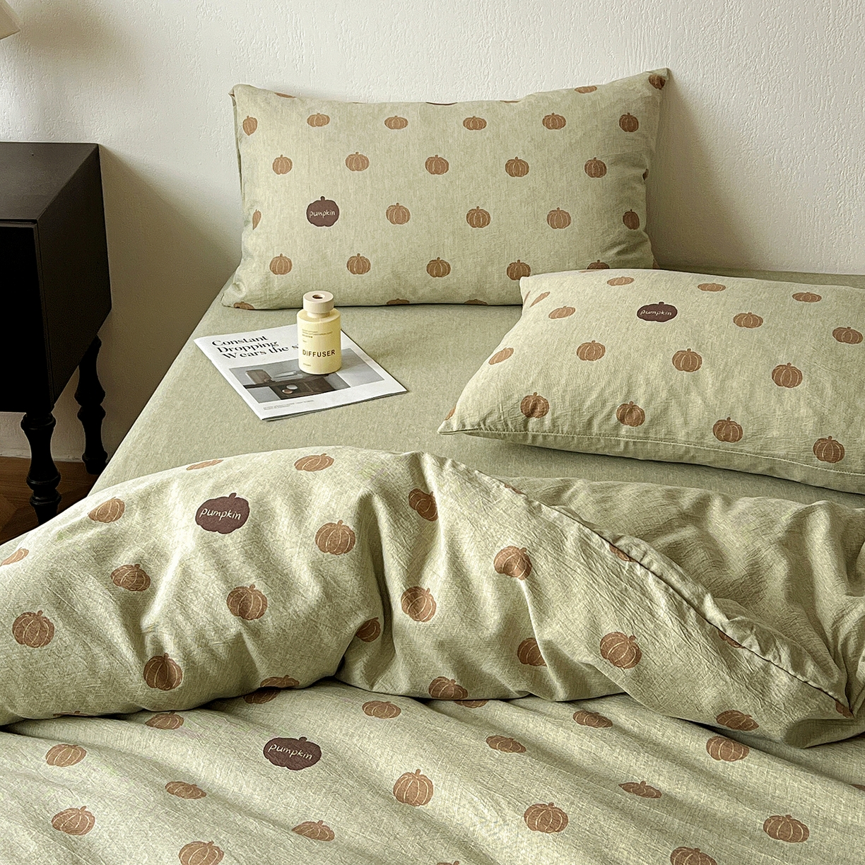 91家纺网 家纺一手货源 找家纺 一比一家纺 2026春季新款高克重加厚色织提花系列四件套 暖栗南瓜