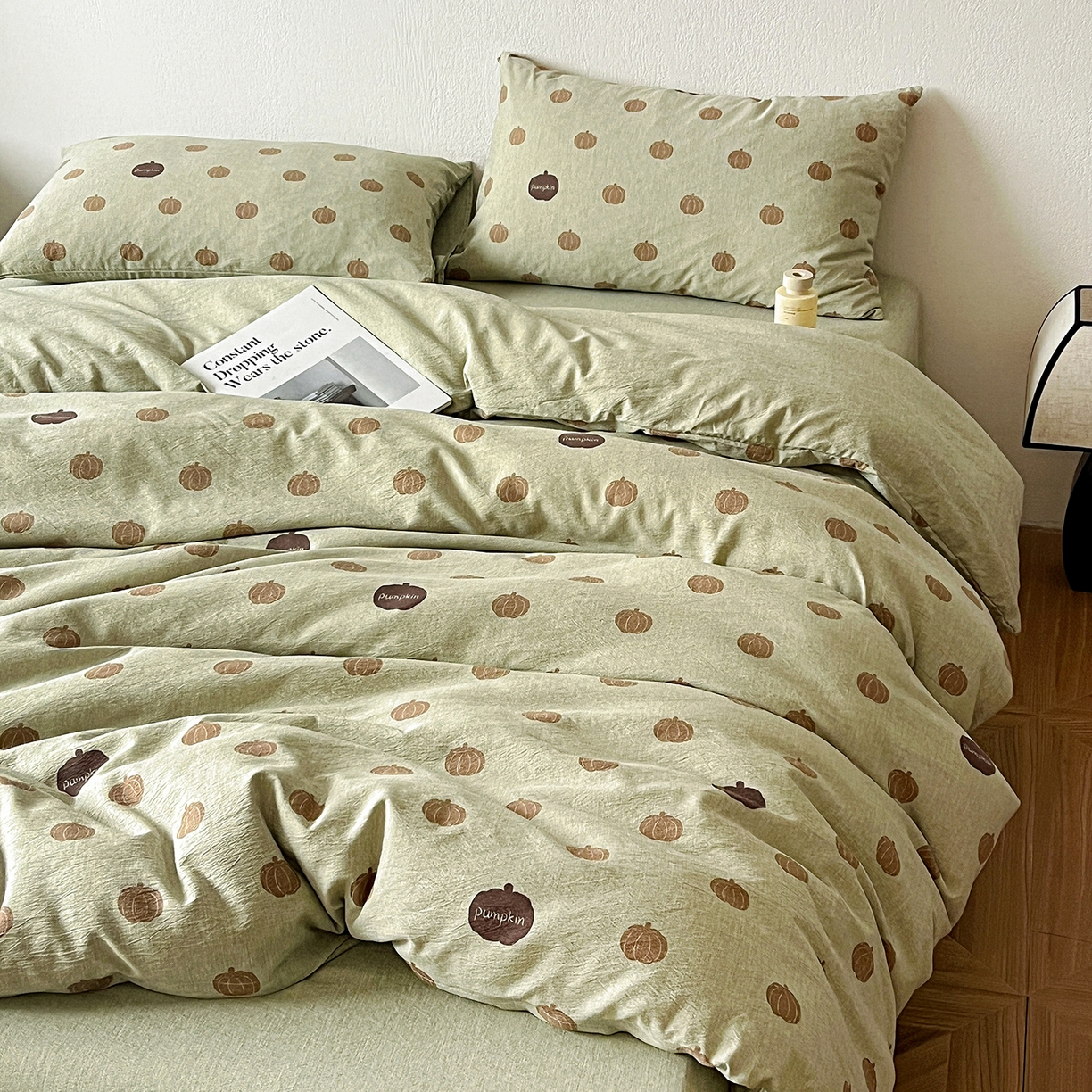 91家纺网 家纺一手货源 找家纺 一比一家纺 2026春季新款高克重加厚色织提花系列四件套 暖栗南瓜