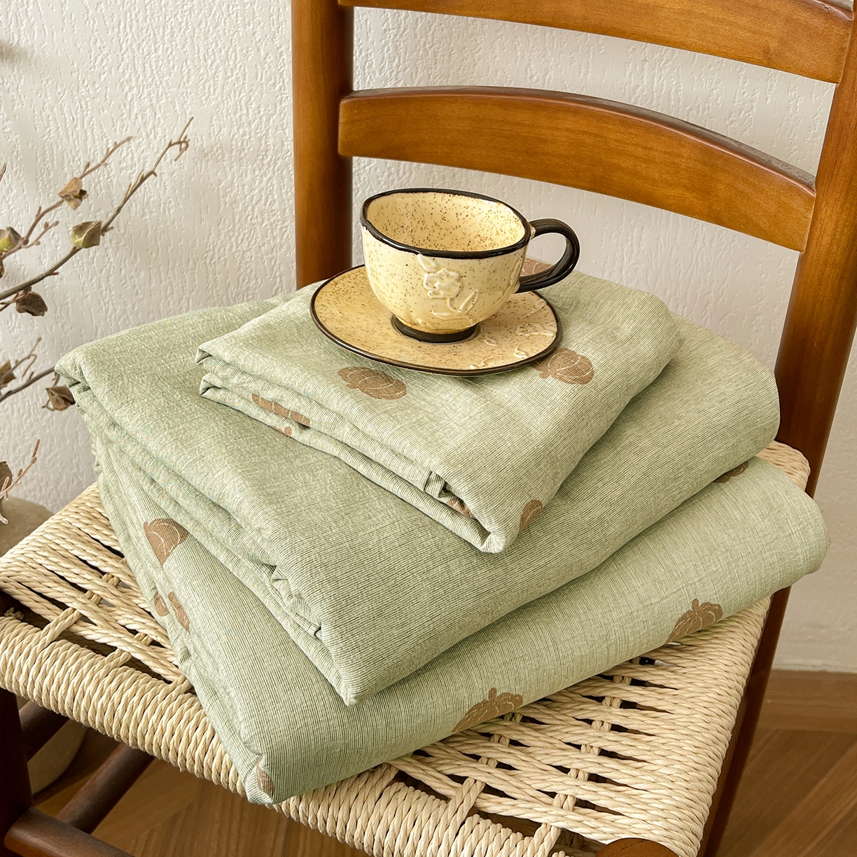 91家纺网 家纺一手货源 找家纺 一比一家纺 2026春季新款高克重加厚色织提花系列四件套 暖栗南瓜